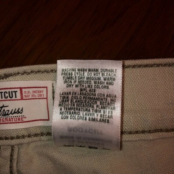 Levi Strauss Womens Size 16 Medium Gray Stretch Bootcut Pockets Denim Jeans - Picture 10 of 10